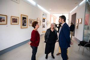 ALMERÍA INAUGURACIÓN EXPOSICIÓN 'HILOS INVISIBLES' DE AMABLE MARÍNNNN
