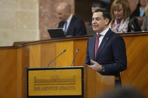 Juanma Moreno  en el Debate sobre el Estado de la Comunidad en el Parlamento andaluz
