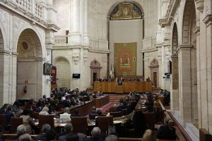 Juanma Moreno  en el Debate sobre el Estado de la Comunidad en el Parlamento andaluz2