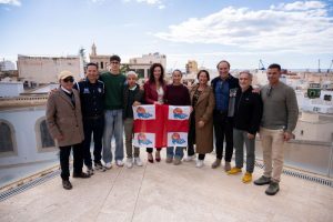 Alcaldesa recepción campeones tenis playa (1)