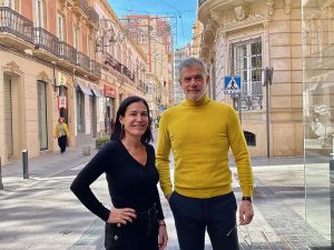Antonio Martín, presidente, y Carmen Sanchez, gerente