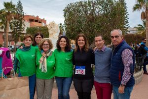 Benahadux Magdalena Cantero y alcaldesa en la marcha solidaria 2