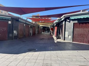 Comerciantes toldos Plaza Pavia