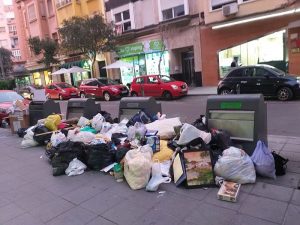 Foto acumulación suciedad Santos Zárate