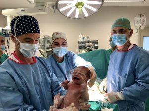 primer nacimiento materno infantil almeria Torrecardenas