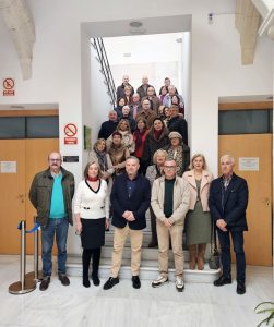 Cultura-Visita Archivo Municipal (2)