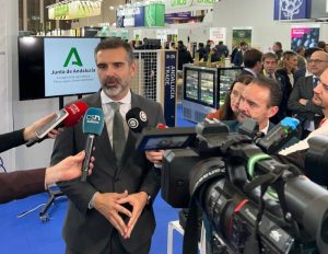 El consejero de Agricultura Ramon Fernandez-Pacheco segundo día Fruit Logística