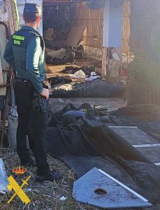 Guardia Civil interviene en Adra tres embarcacioness