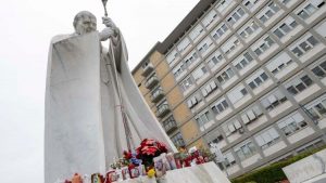 Hospital donde está ingresado el Papa en Italia
