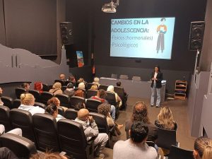 La Escuela de Familia de Adra celebra un coloquio sobre el 'Cómo ...