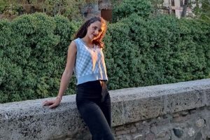 Marina Garrido, graduada en Enfermería por la Universidad de Almería y número 1 en las pruebas de Formación Sanitaria Especializada para Enfermería (EIR) 2025.