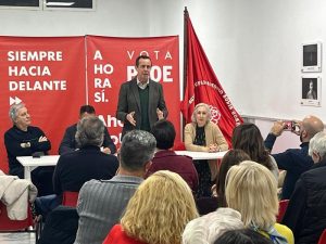 250316 FOTO Reunión Martín con militantes (1)