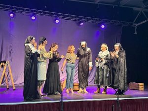 Certamen Nacional de Teatro Aficionado de Albox Cyrano de Bergerac_ que el pasado año lograba el segundo premio y Mejor Dirección para Eduard Mundata