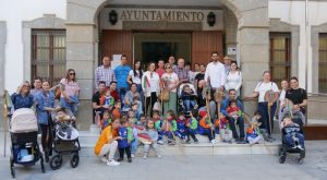 250429 La Escuela Municipal Infantil 'Mar Azul' recorre la Estación de S... (1)