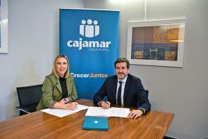Firma convenio Colegio de Farmacéuticos (1)