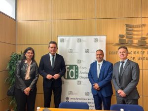 Representantes almerienses con viceconsejero (1)