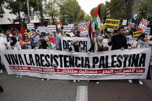 Con los pueblos de Palestina y del Sáhara Occidental en la concentración por «los valores europeos»