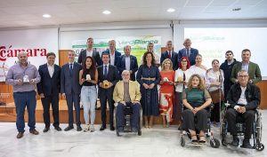Verdiblanca-Premio Foto de familia Premiados, entregadores y Junta Directiva