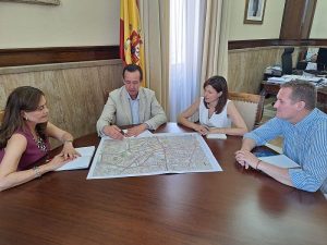 250618 Foto Fatima Herrera con Subdelegado