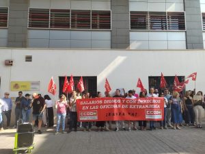 FSC de CCOO Almería denuncia el colapso de la oficina de extranjería en Almeria