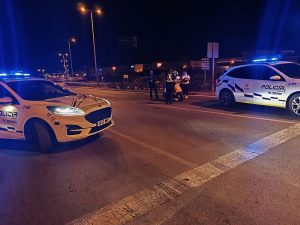 POLICÍA LOCAL de Almeria evita una quedada de motos