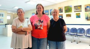 consultorio de salud de Cabo de Gata Las 3 artistas que exponen