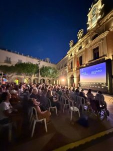 Cultura-Doble Comedy (3)