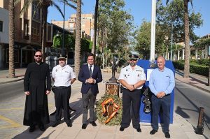 POLICÍA Monolito en honor a la Policía Nacional (6)