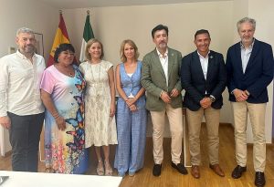 Reunión entre representantes del CAE y la dirección gerencia del SAS