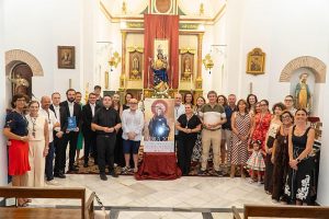 Adra La Hermandad de los Patronos presenta su cartel religioso para la...