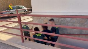Guardia Civil neutraliza una organización criminal internacional especializada en el robo de vehículos y su exportación 1