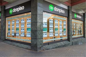 Oficina de donpiso a pie de calle
