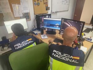 Policia Nacional de Almeria detiene a un joven por pedir fotos sexuales