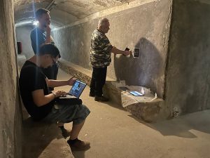 Refugios de la Guerra Civil Instalación de los Sistemas de Realidad Virtual  (1)