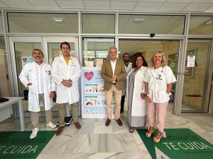 Visita mesa Informativa Hospital La Inmaculada Asociación Enfermos del Corazón