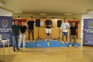 ENTREGA TROFEOS POLICÍA (3)