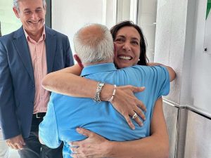 Loles López en el Centro de Participación Activa de Adra