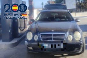 Policía Nacional detiene en Almería a un hombre que transportaba 12 garrafas 3