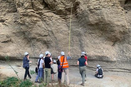Investigadores del proyecto, durante las sesiones de toma de muestras para el proyecto en varios espacios de Sorbas.