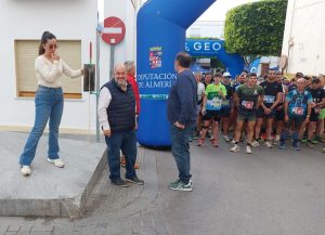 Éxito de participación en la XI Carrera por Montaña Alpina Sierra de Gádor-Dalías un cohete anunciaba la salida (1)
