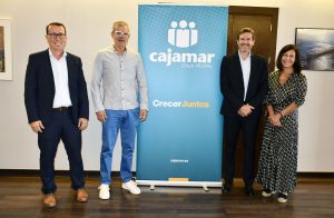 Firma convenio Cajamar-Almería Centro_2