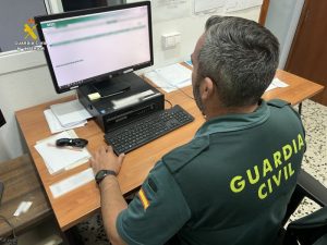 Guardia Civil Detenido el autor de un robo en el domicilio de una persona nonagenaria en La Rambla-Oria2