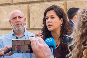 IU Rueda de Prensa Alba y Amate