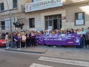 UGT y CCOO Almería alzan la voz en el 25N