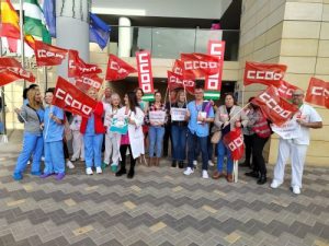 CCOO Sanidad de Almería se concentra por la falta de TCAE