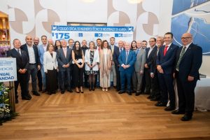 Colegio de Ingenieros Técnicos Industriales  Junta Directiva, autoridades y premiados