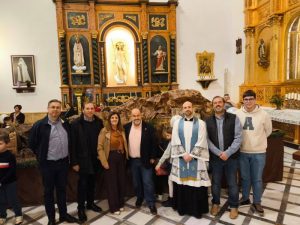 Dalias Belén Parroquial - Inauguración Párroco, alcalde, concejales y miembros Hdad. Jueves Sano
