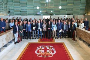 Escudo de Oro de la Ciudad a 37 funcionarios y empleados públicos 7