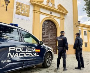 La Policía Nacional identifica por una huella parcial al autor del robo en la Iglesia de San Roque 1