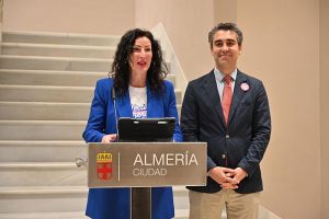 ALCALDESA PRESENTACIÓN CAMPAÑA EFECTO ALMERÍA